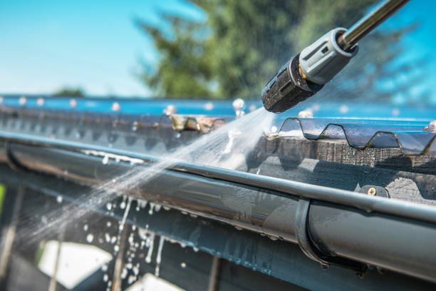 Best Sidewalk Pressure Washing  in Lakewood, CA