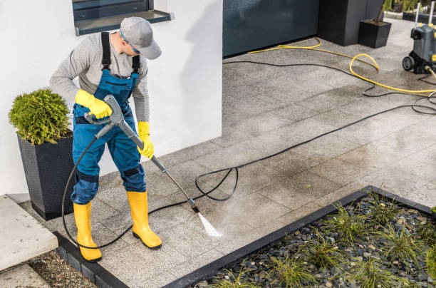 Deck Cleaning Services in Lakewood, CA